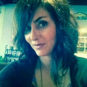 Meet your Posher, Layla